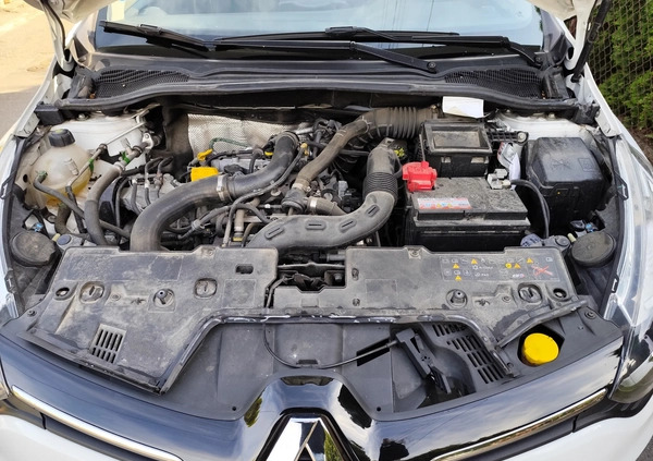 Renault Clio cena 40900 przebieg: 102640, rok produkcji 2019 z Toruń małe 121